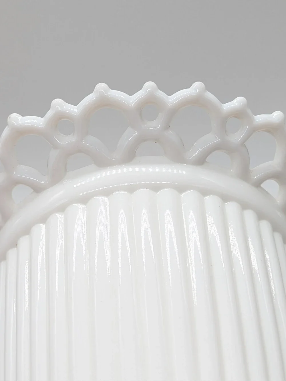 Vintage White Milk Glass Footed Lace Edge Vase Container - Picture 5 of 8